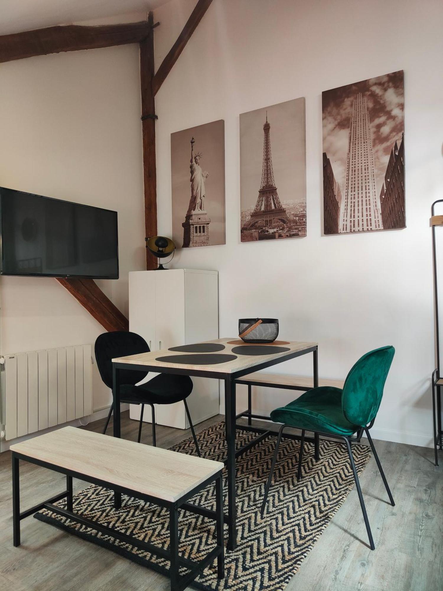 Apartamento Gite Des Granges Alençon Habitación foto